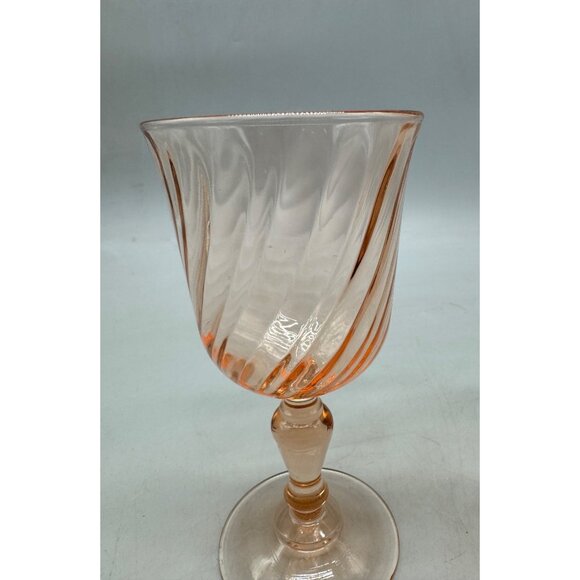 Set Of 2 Vintage Swirl Pattern Pink Depression Glass Goblets Rosaline Pink READ - Picture 2 of 8
